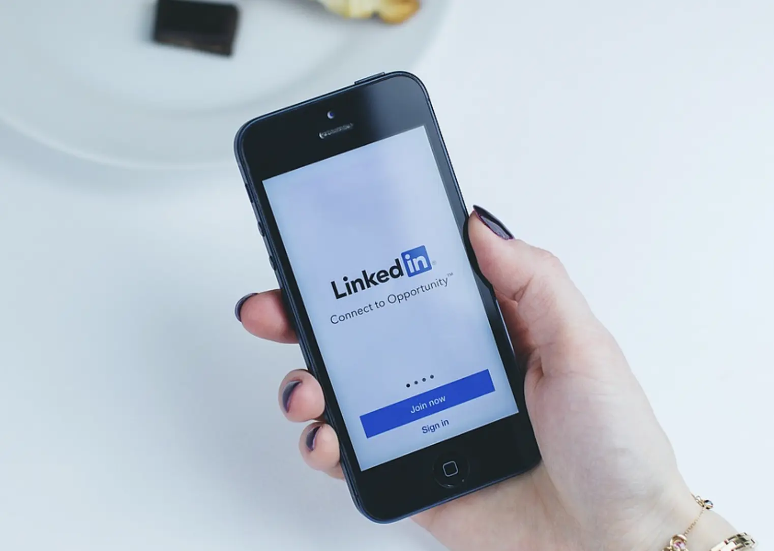 Hacker Nordcoreani Utilizzano False Offerte di Lavoro su LinkedIn