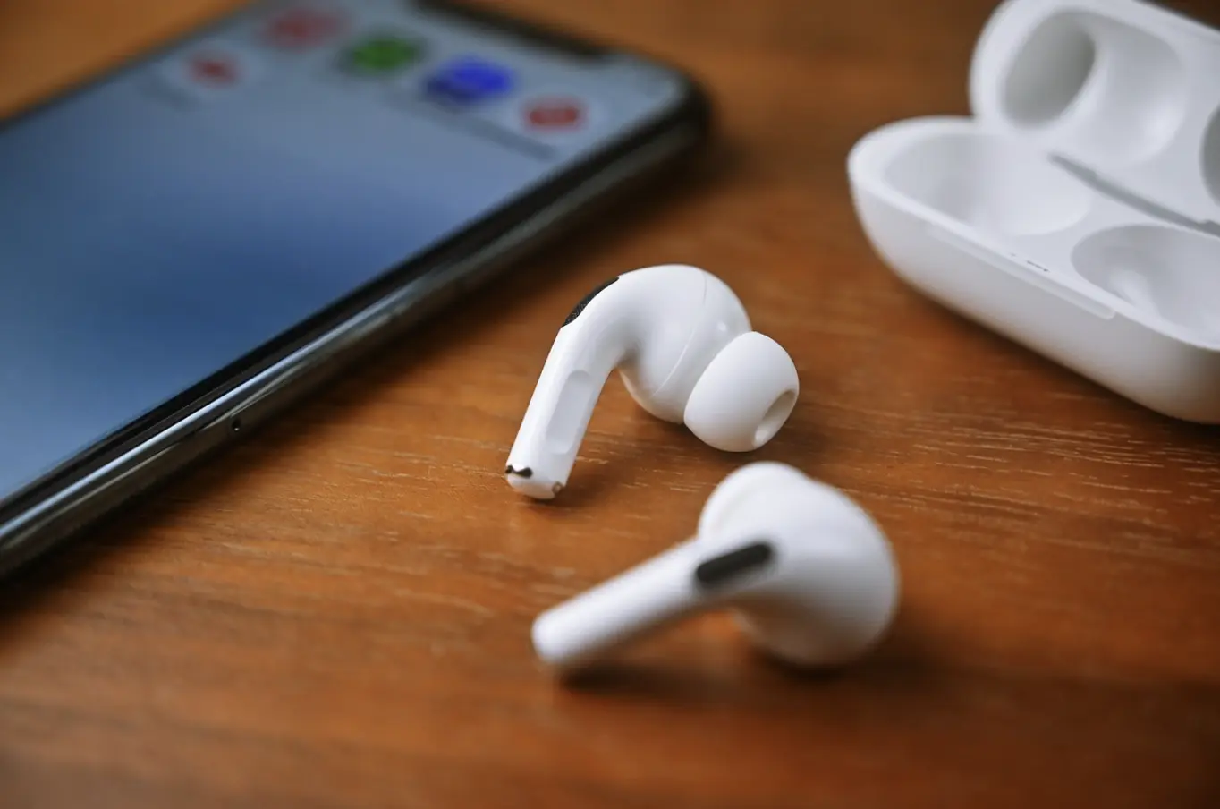 Apple introduce la funzione per apparecchi acustici per AirPods Pro 2, in attesa dell’approvazione della FDA