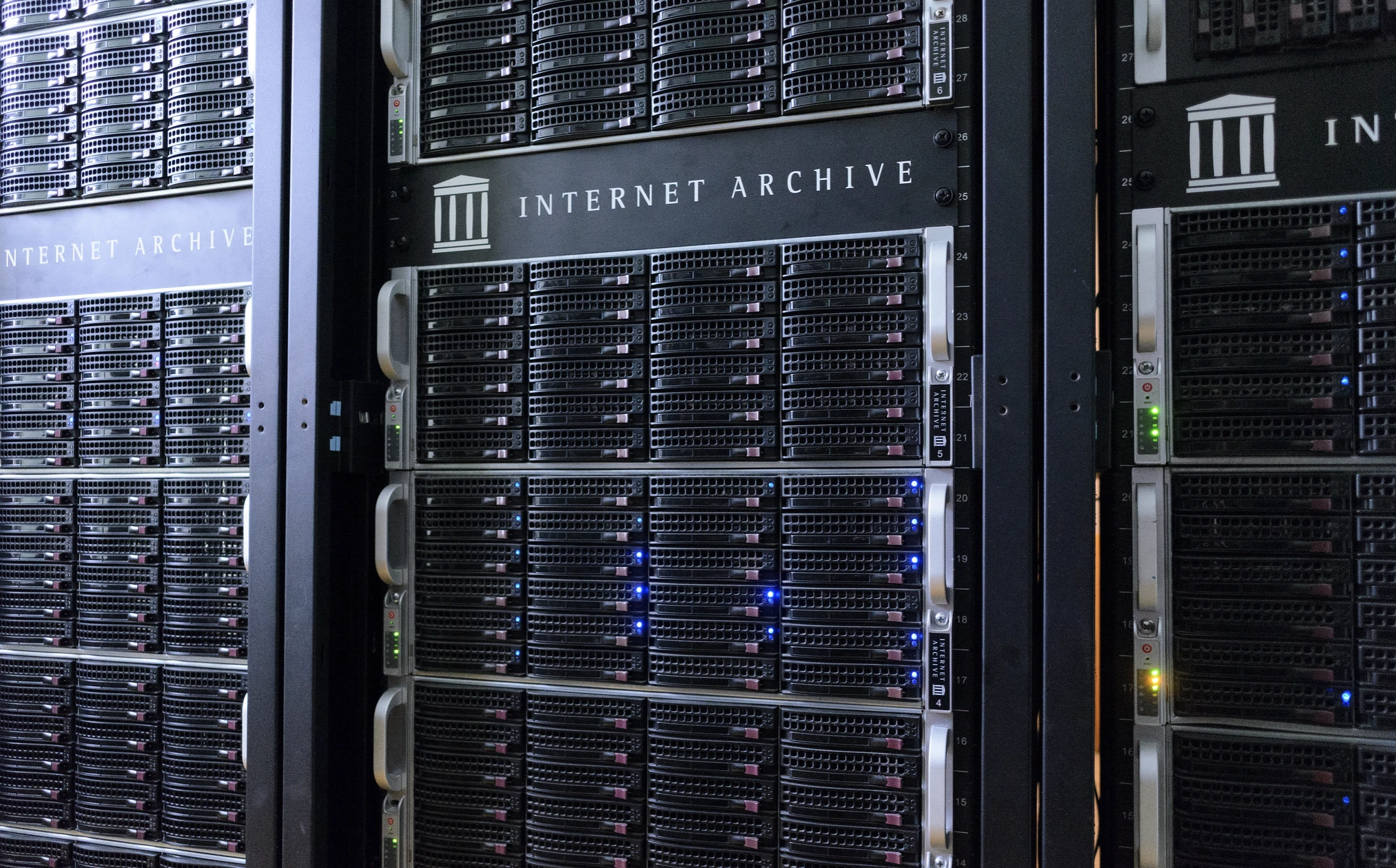 Internet Archive Soffre Attacchi Cybernetici, gli Hacker Inviano Email