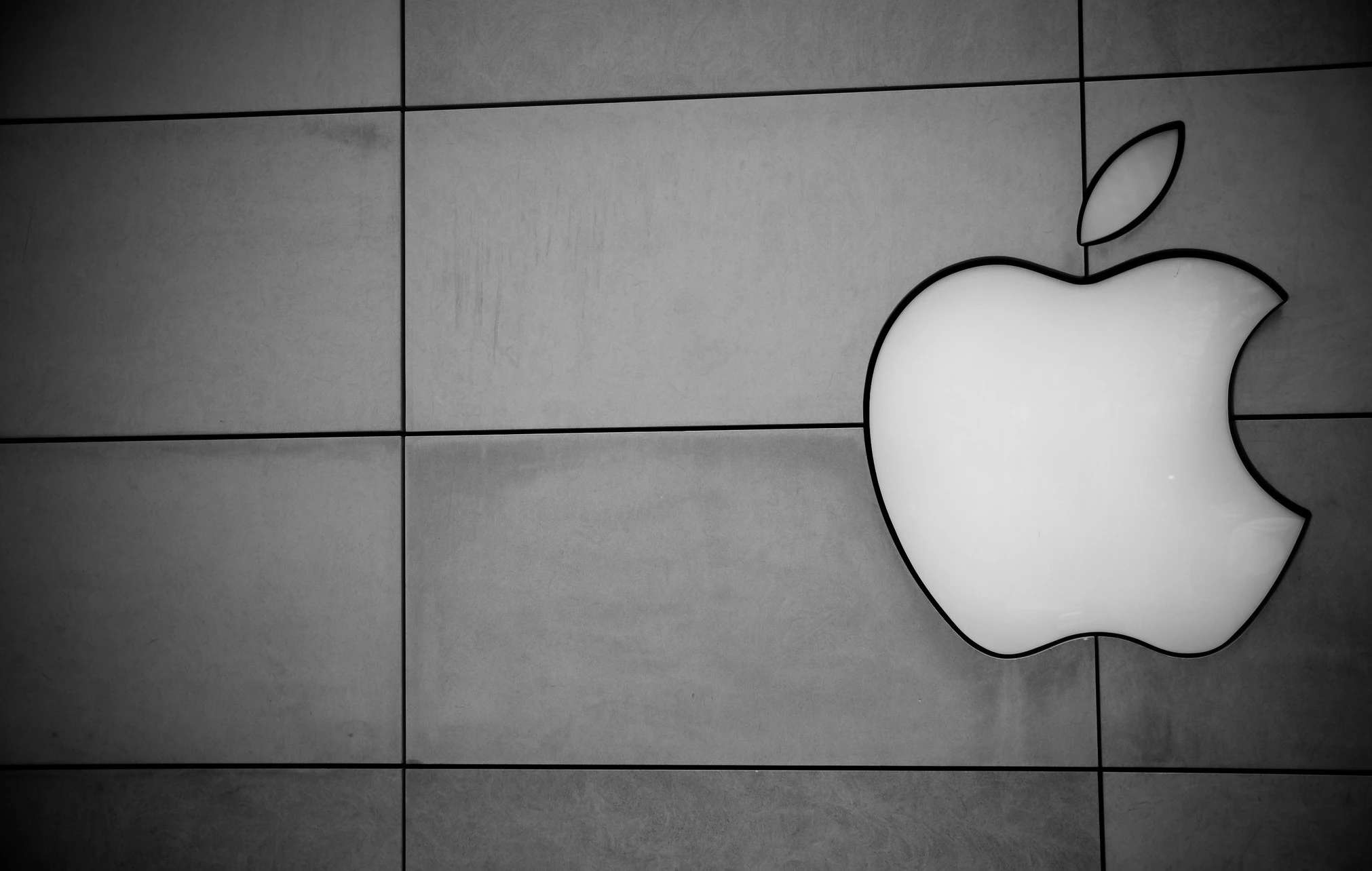 Apple Affronta la Prima Multa dell’UE sotto l’Atto dei Mercati Digitali per le Pratiche dell’App Store