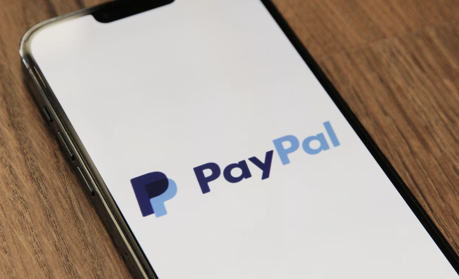 PayPal Multata di $2M per Violazione della Cybersecurity che Espone i Dati dei Clienti