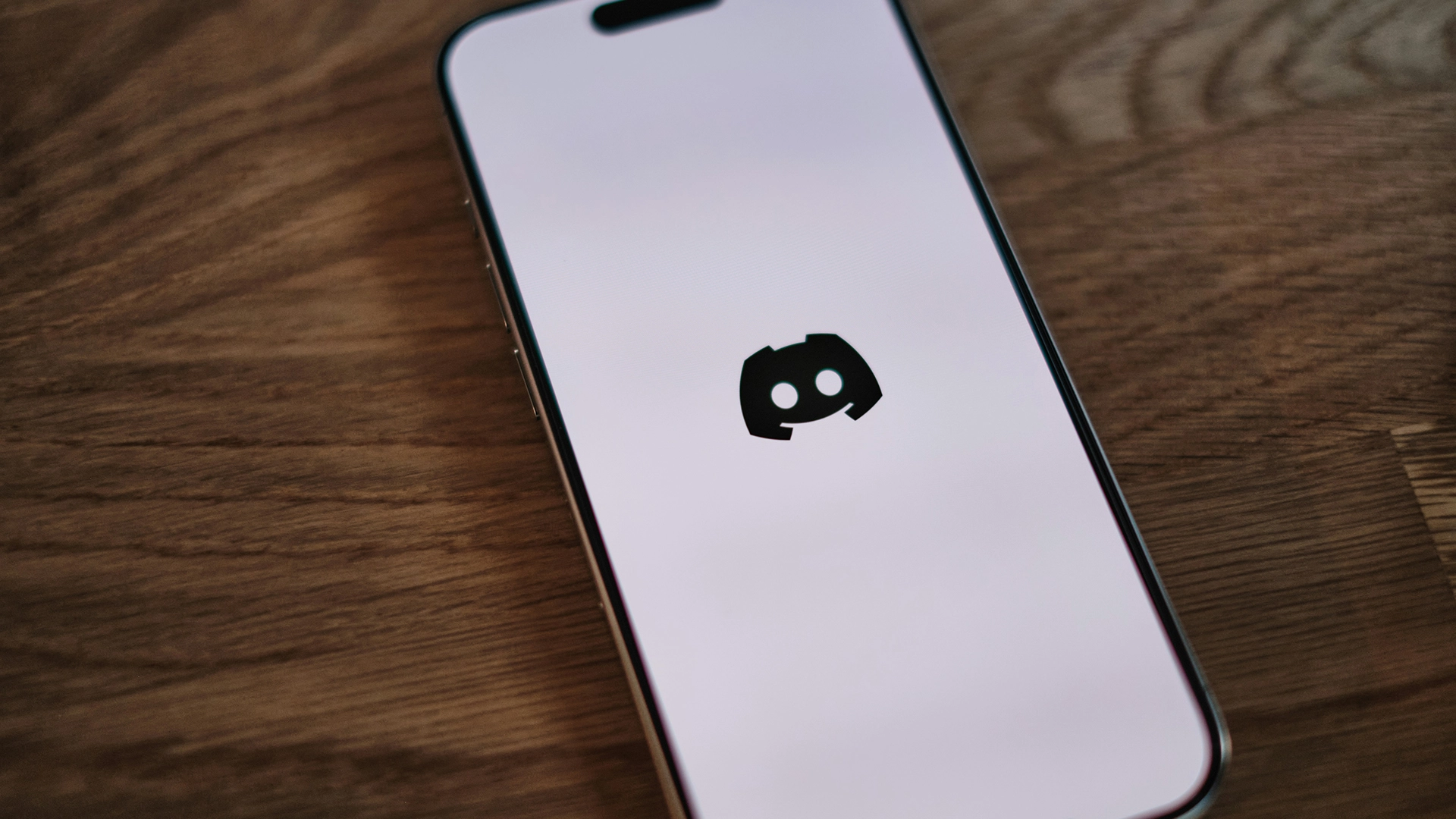 Crescono le preoccupazioni per la privacy su Discord dopo che 2 miliardi di messaggi diventano pubblici