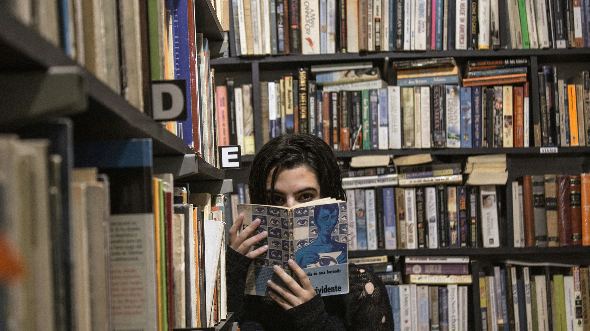 Le autrici sollecitano gli editori a vietare i libri scritti da intelligenza artificiale