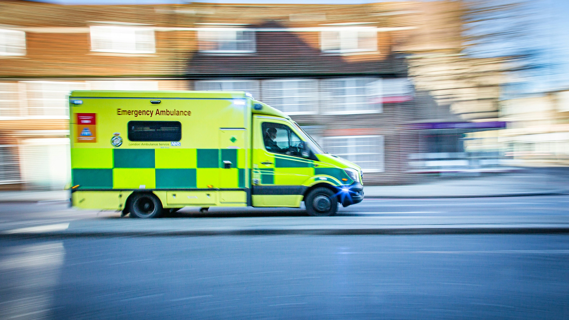 Nuovo Studio Rivela le Difficolt&agrave; del NHS nell&rsquo;Implementare Strumenti di Diagnosi AI